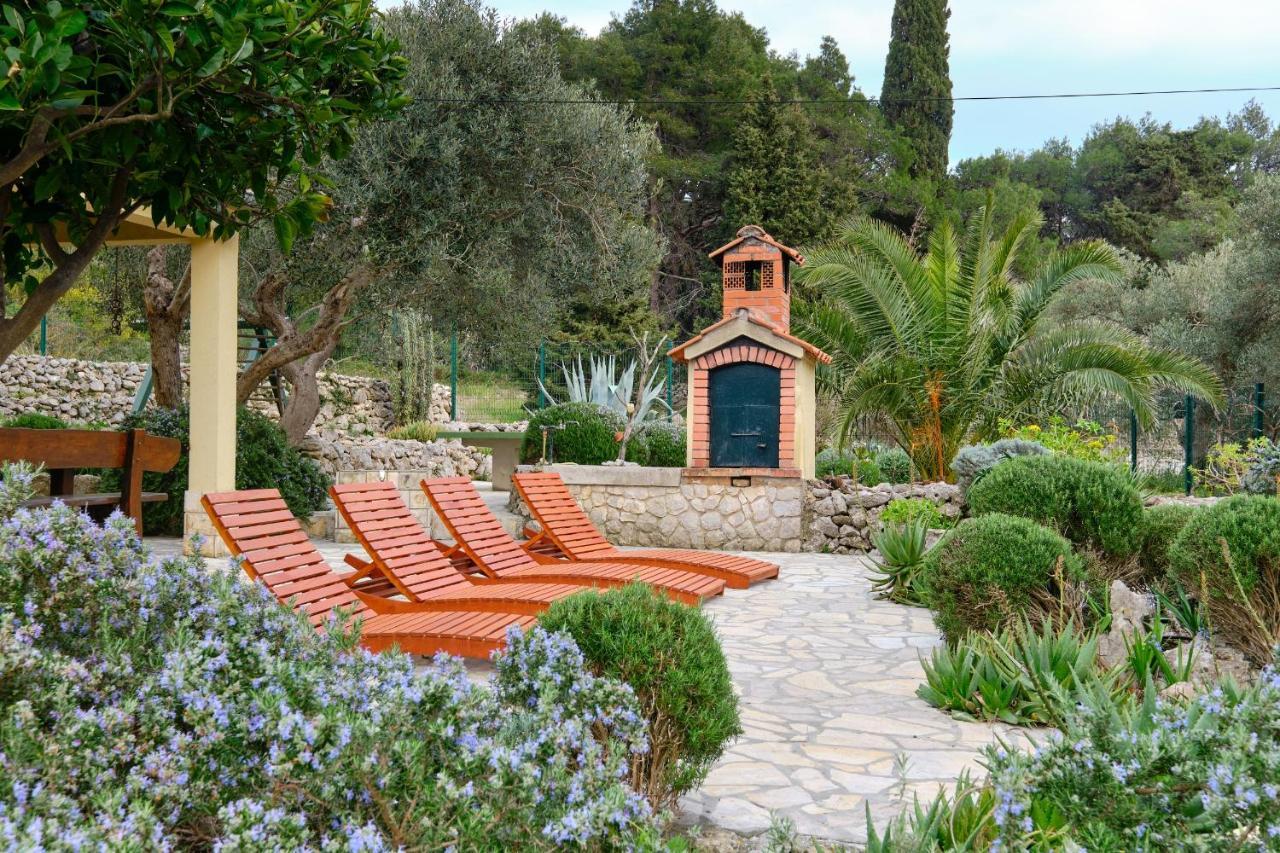 Casa Aromatica Maria Villa Mali Losinj Exterior photo